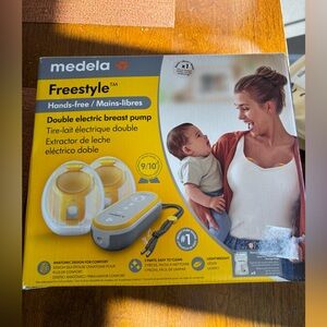 - Medela Hands Free Freestyle